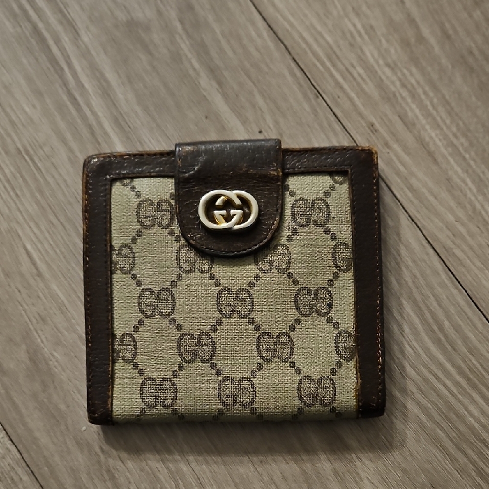 Rare Vintage Monogram Gucci Wallet Authentic - Picture 1 of 12